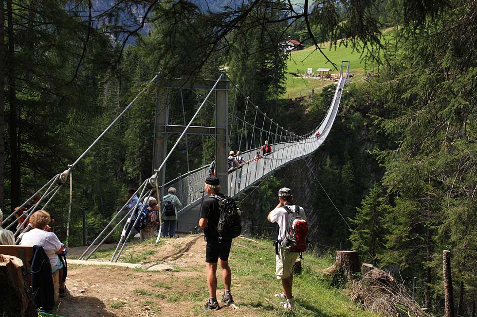 Holzgauer Hängebrücke