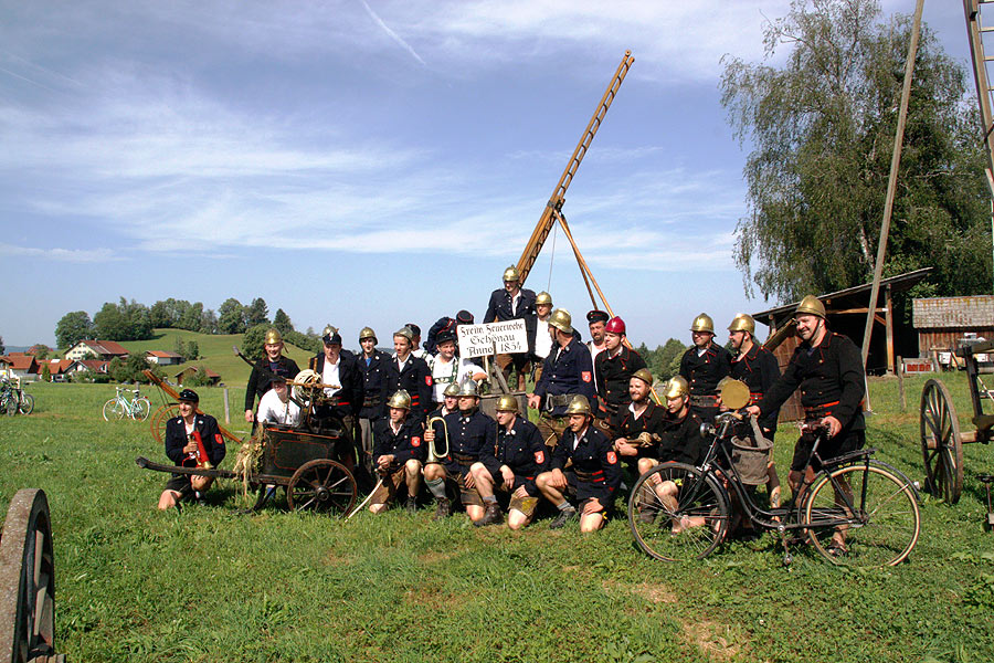 FFW Schönau - historische Übung 2013