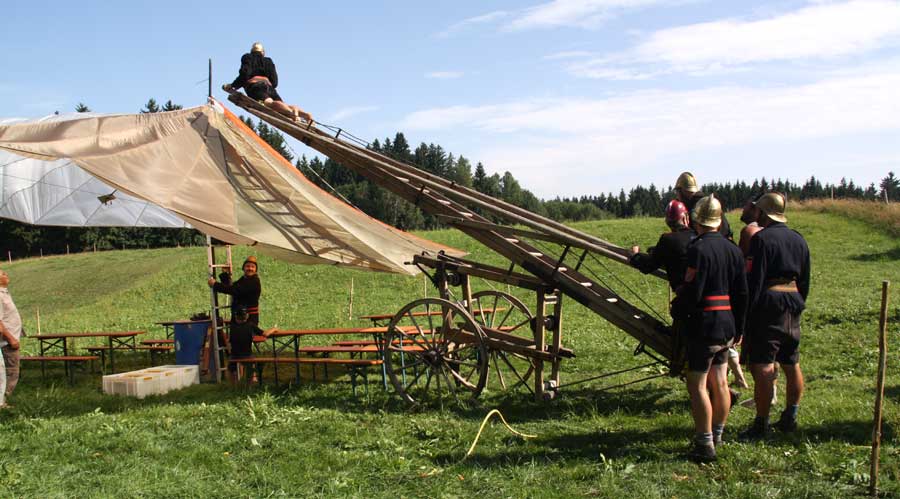 FFW Schönau - historische Übung 2013